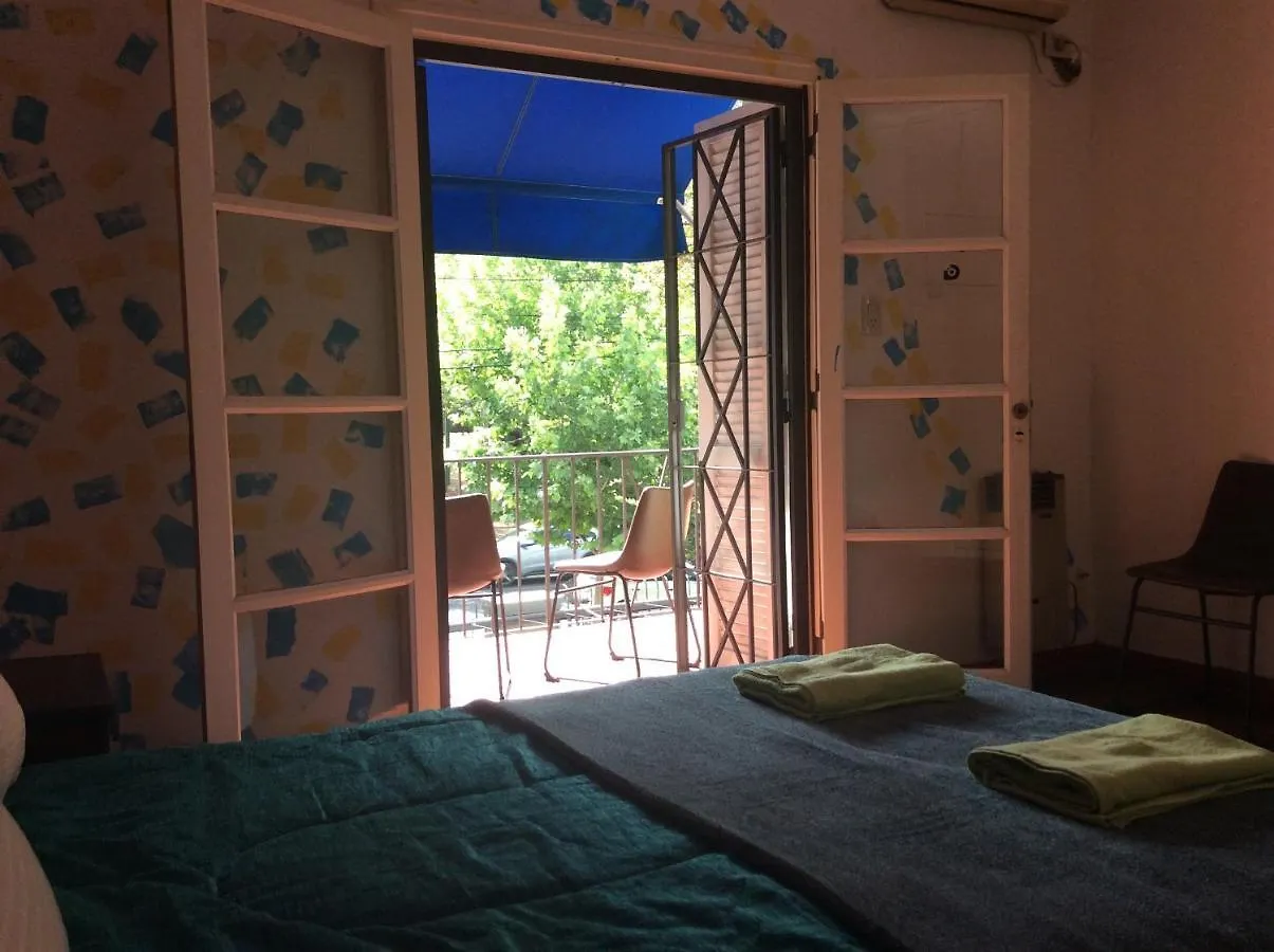 Pensión Aca Mendoza Hotel Argentina